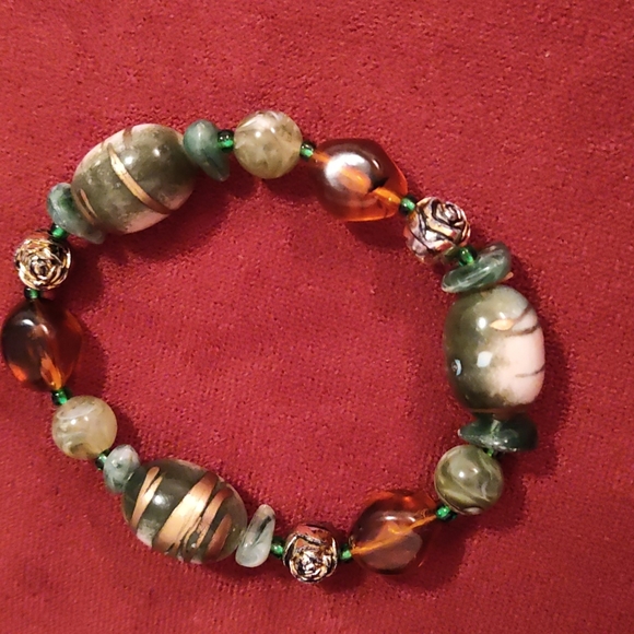 Bracelet - Picture 3 of 3